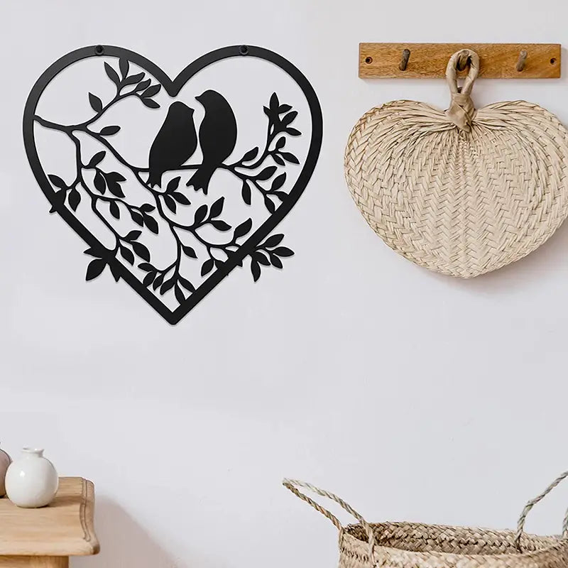 Metal Bird Wall Art Decor - Nature-Inspired Home Accent