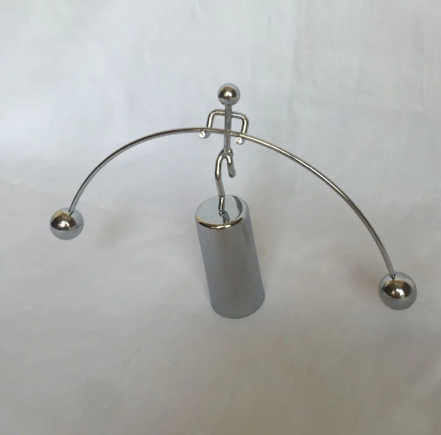 Metal Single Leg Balance Model for Home Decor and Gifts