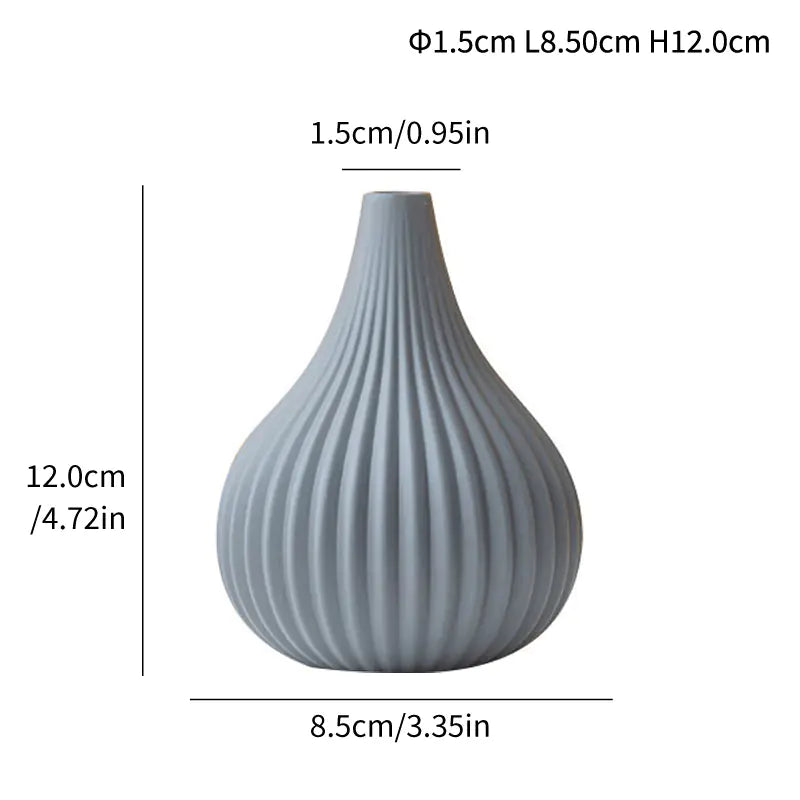 Daimon Creative Japanese Ceramic Mini Vase for Home Decor