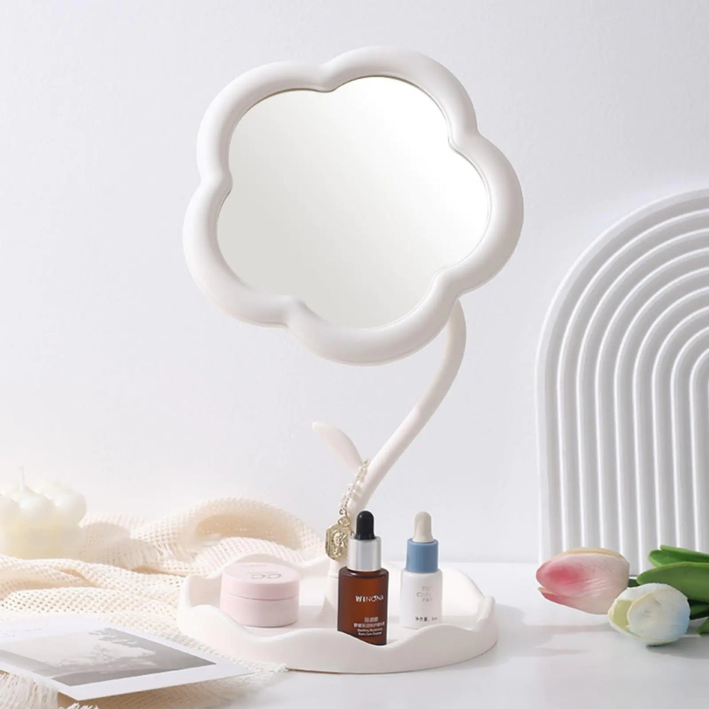 Flower-Shaped Makeup Mirror Desk Vanity Mirror for Living Room Bedroom and Minimal Spaces Home Decor