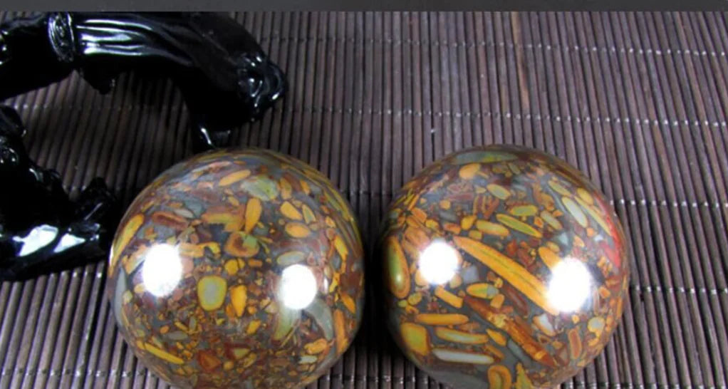 Wellness Ball, Solid Grip Spinning Ball for Hand Play