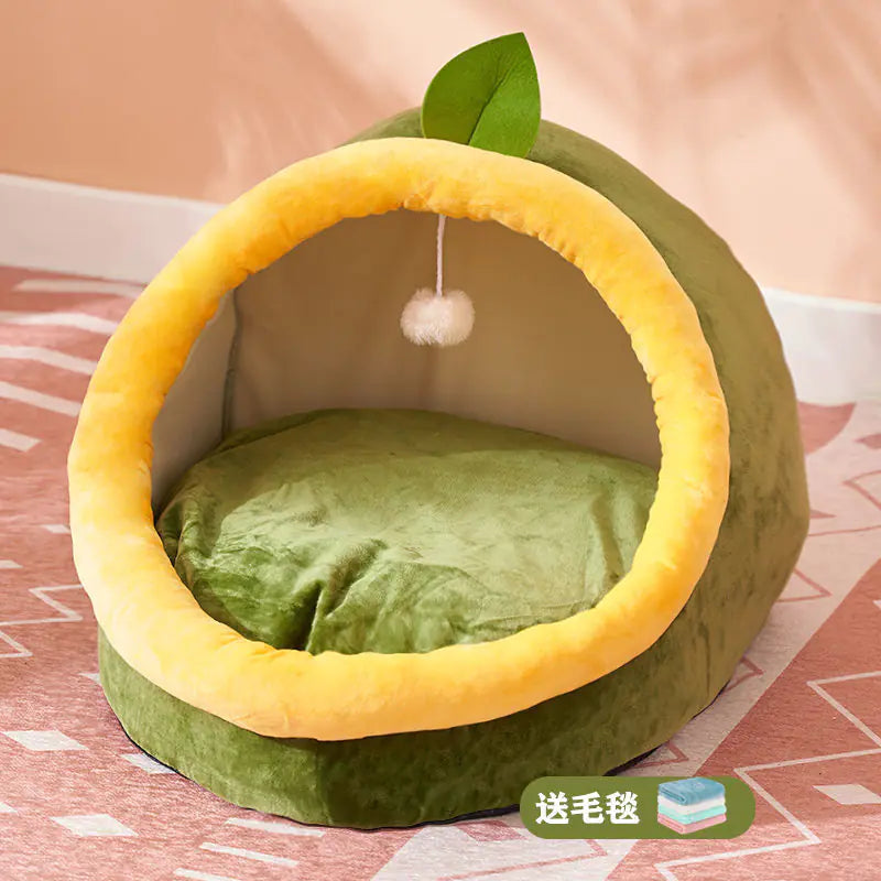 Winter-Ready Semi-Enclosed Cat Bed for All Seasons