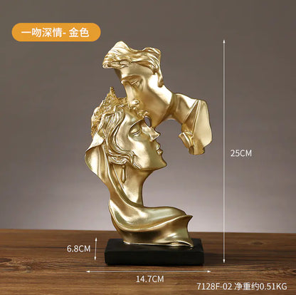 Nordic Creative Couple Kiss Resin Home Decor Statue