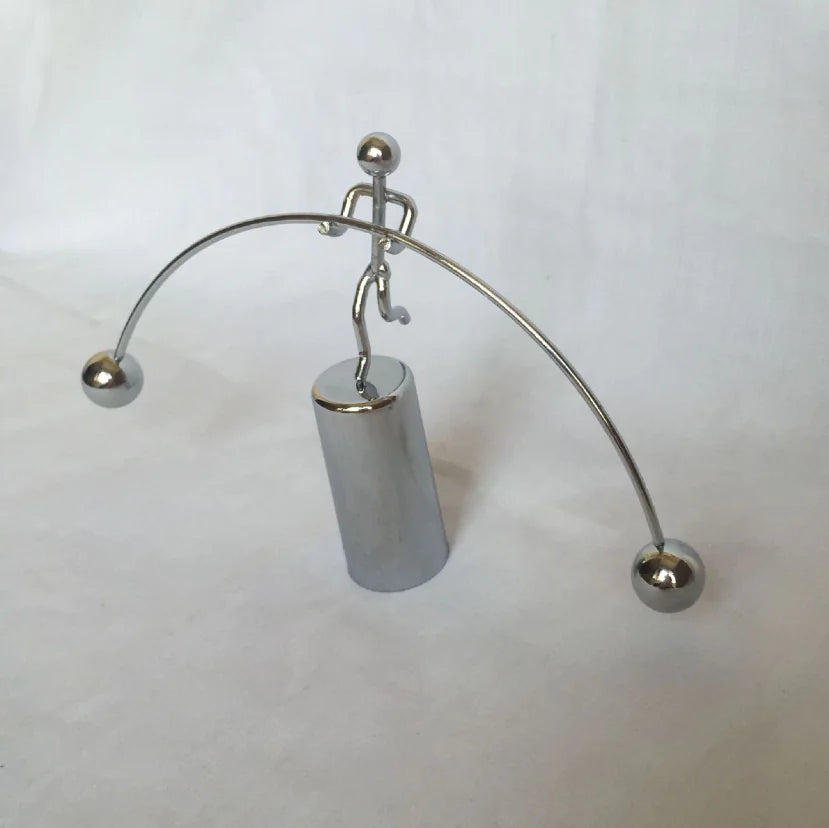 Metal Single Leg Balance Model for Home Decor and Gifts
